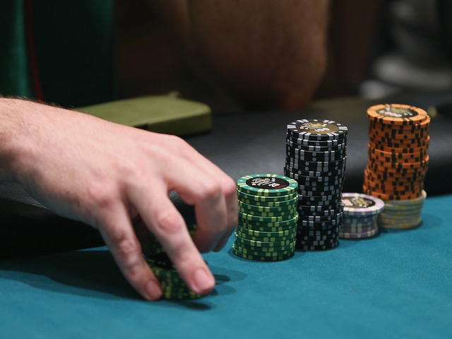 Poker tables disappearing from casinos