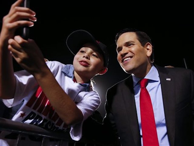 Rubio relying on super PAC to attack Trump