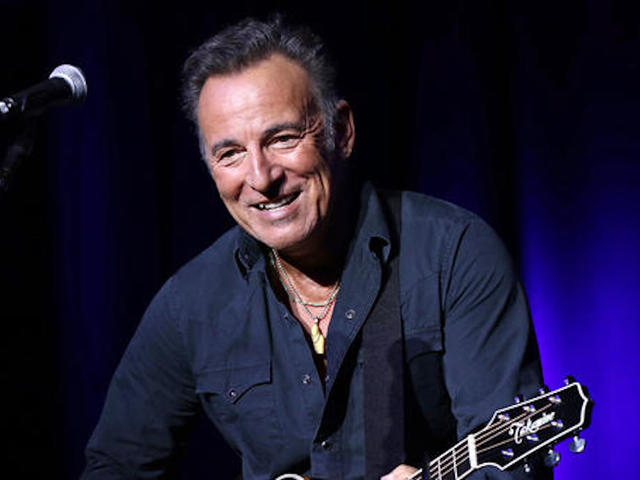 Twitter highlights: Star-studded Hillary Clinton rally