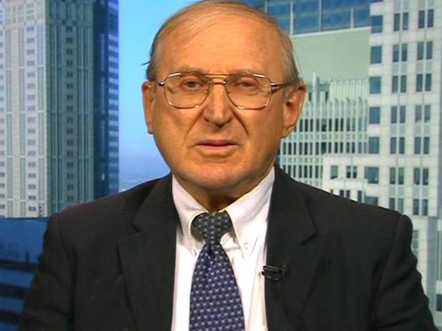 Nazi Seeking Office in Illinois Congress Denies Holocaust on CNN Nazi Seeking Office in Illinois Congress Denies Holocaust on CNN